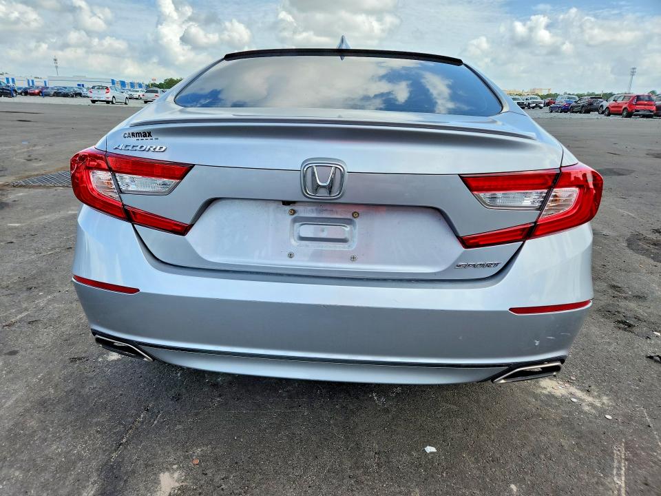 Aukcja sprzedaży 2018 Honda Accord, vin: 1HGCV1F30JA086123, numer aukcji: 55272066