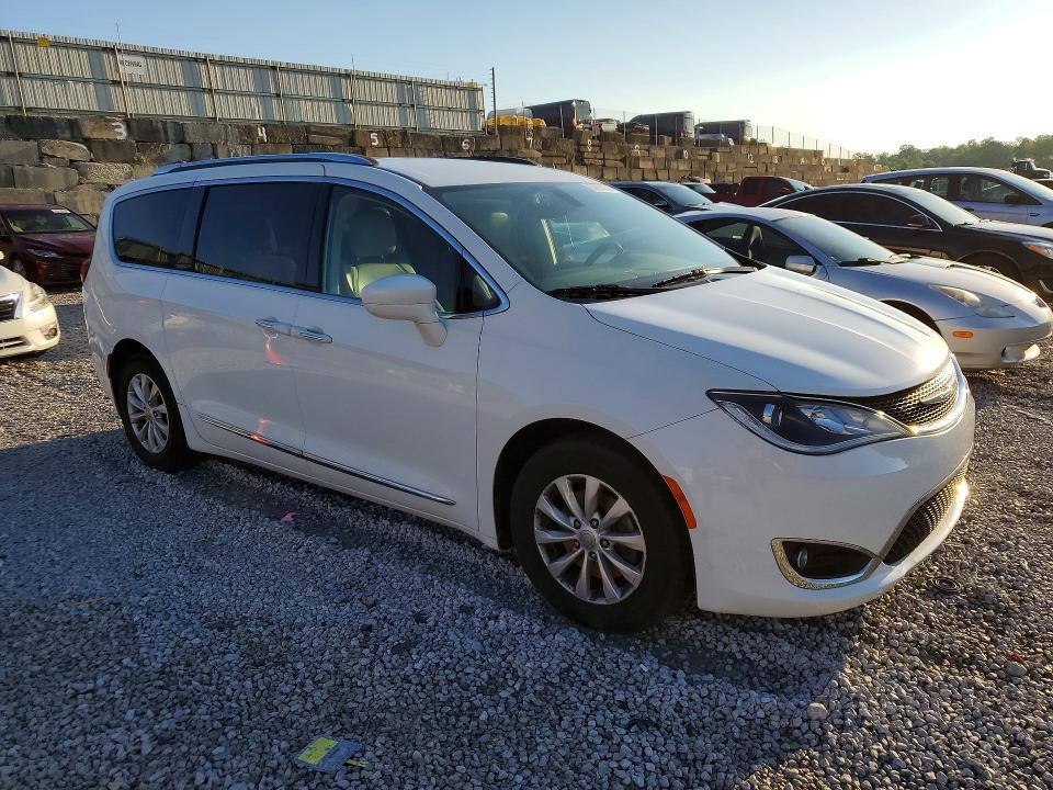 Продажа на аукционе авто 2019 Chrysler Pacifica, vin: 2C4RC1BG9KR597298, номер лота: 53974076