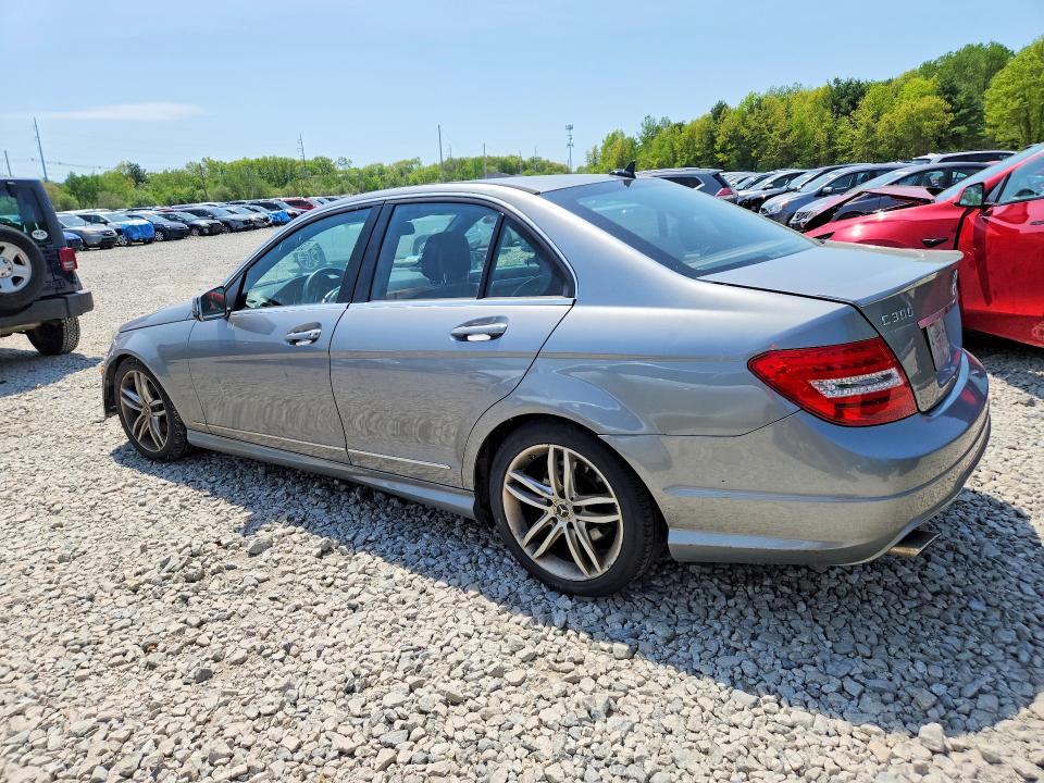 2012 Mercedes-benz C მანქანა იყიდება აუქციონზე, vin: WDDGF8BB8CR206893, აუქციონის ნომერი: 53570546