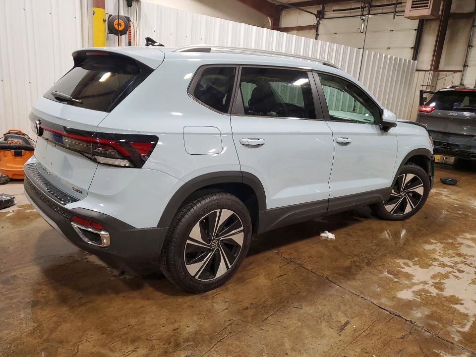 53155436 :رقم المزاد ، 3VVVC7B27TM016378 vin ، 2026 Volkswagen Taos مزاد بيع