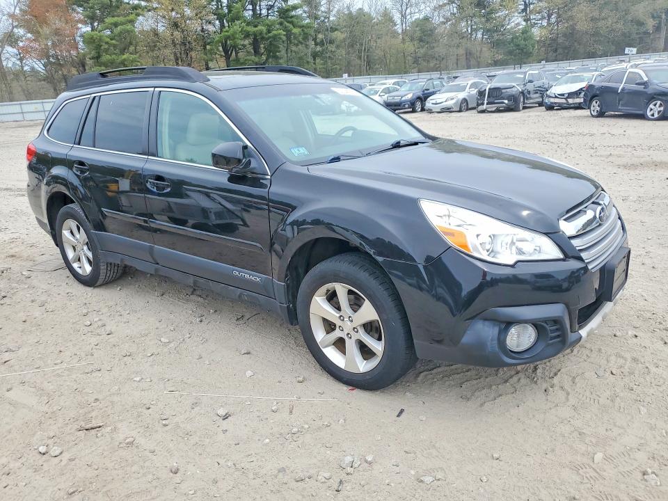 52344256 :رقم المزاد ، 4S4BRBLC0E3302714 vin ، 2014 Subaru Outback مزاد بيع