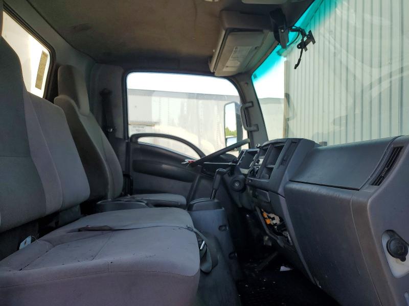 53210776 :رقم المزاد ، JALE5W168J7300129 vin ، 2018 Isuzu Nrr مزاد بيع