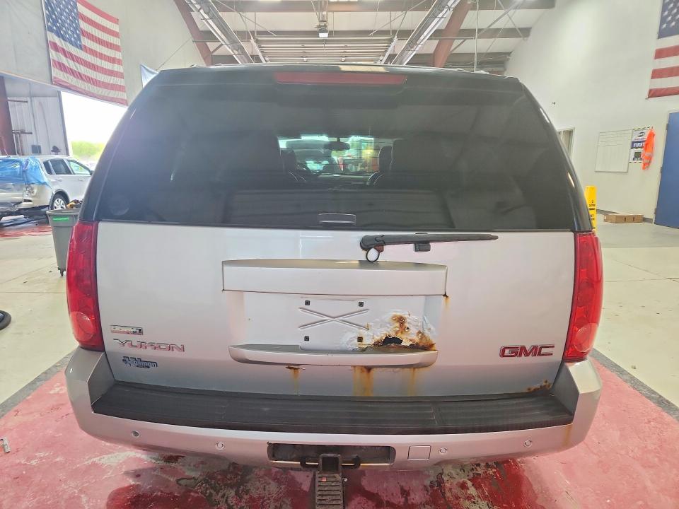 52675116 :رقم المزاد ، 1GKUKCE07AR216824 vin ، 2010 Gmc Yukon مزاد بيع