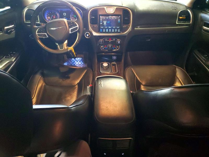 52532936 :رقم المزاد ، 2C3CCAKG6JH256343 vin ، 2018 Chrysler 300 مزاد بيع