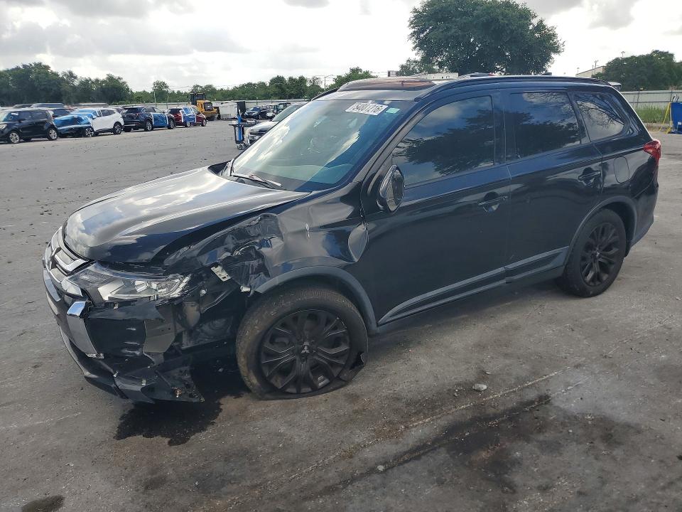 Продаж на аукціоні авто 2018 Mitsubishi Outlander, vin: JA4AD3A31JZ069872, номер лоту: 54881216