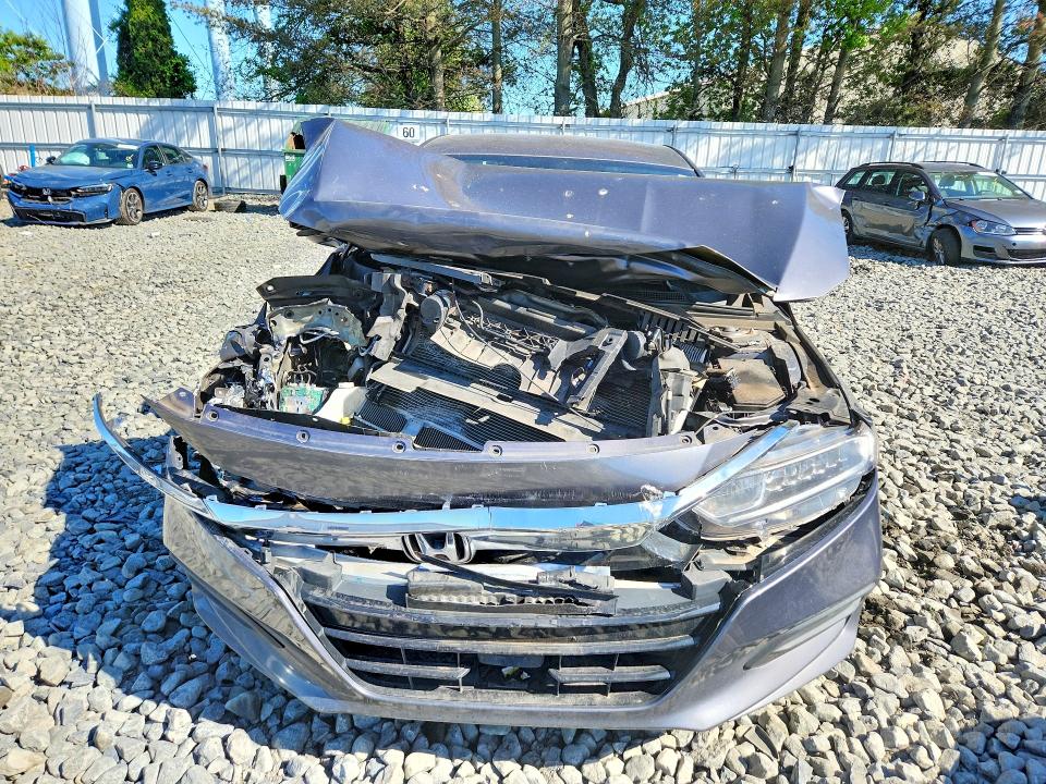 2018 Honda Accord მანქანა იყიდება აუქციონზე, vin: 1HGCV1F18JA167062, აუქციონის ნომერი: 53070676