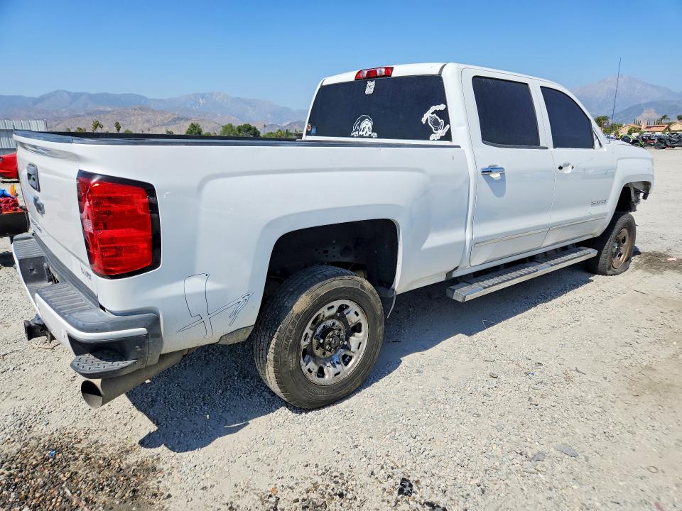 Продаж на аукціоні авто 2018 Chevrolet Silverado, vin: 1GC1KVEY1JF157710, номер лоту: 52986066