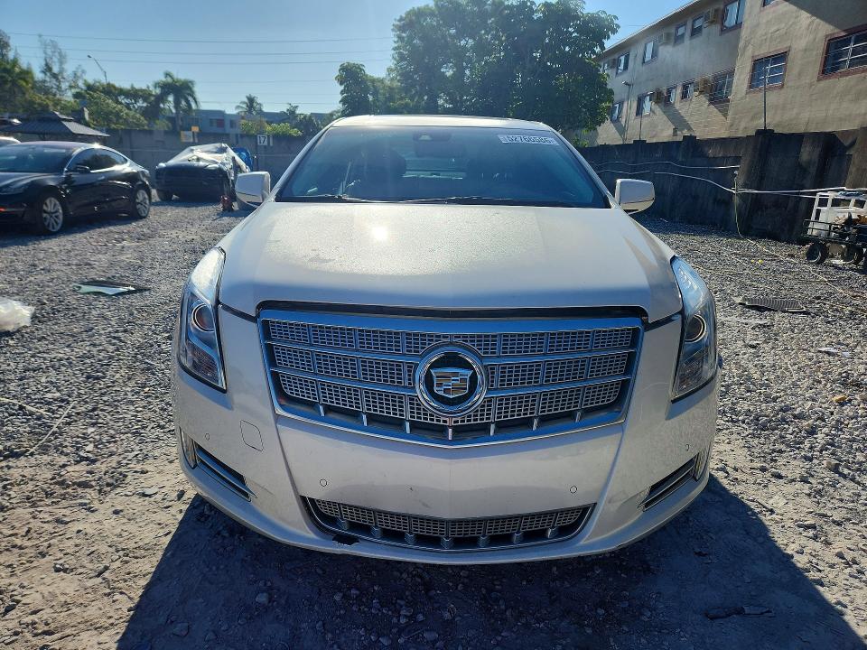 52766586 :رقم المزاد ، 2G61U5S34D9207065 vin ، 2013 Cadillac Xts مزاد بيع