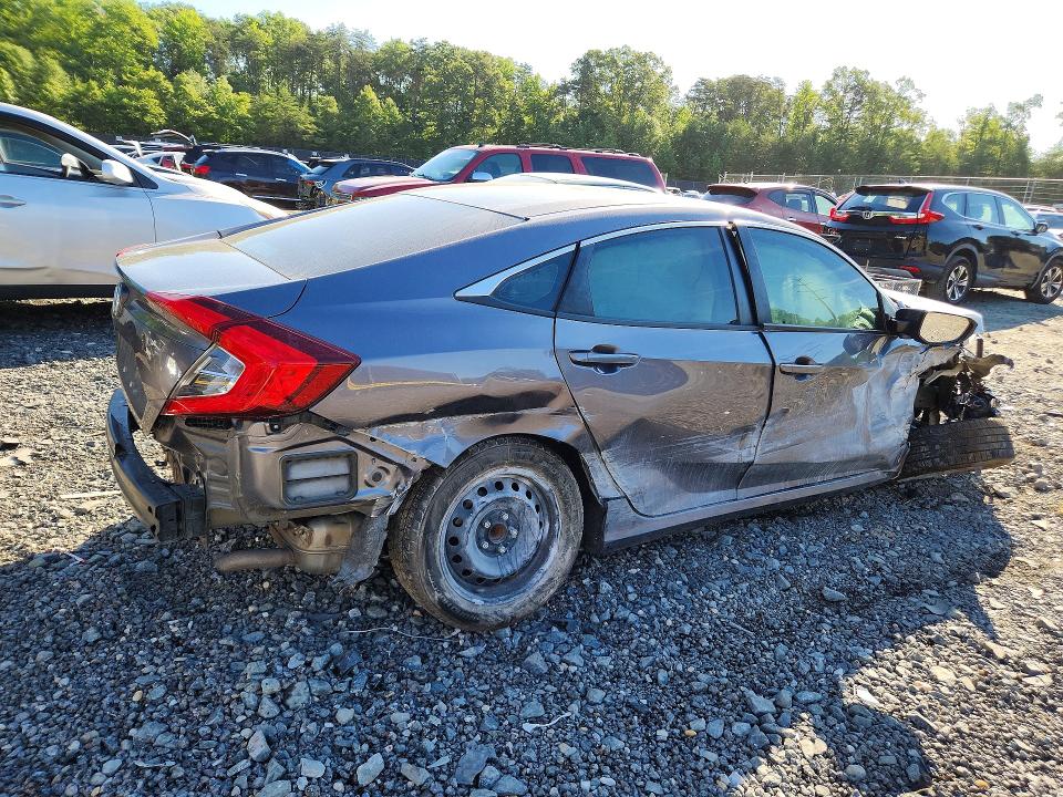 Продажа на аукционе авто 2018 Honda Civic, vin: 19XFC2F58JE013149, номер лота: 55249596