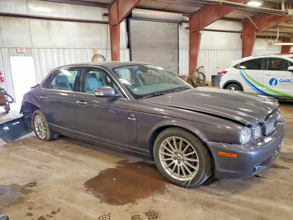 Продажа на аукционе авто 2008 Jaguar Xj8, vin: SAJWA79B58SH23657, номер лота: 54207096