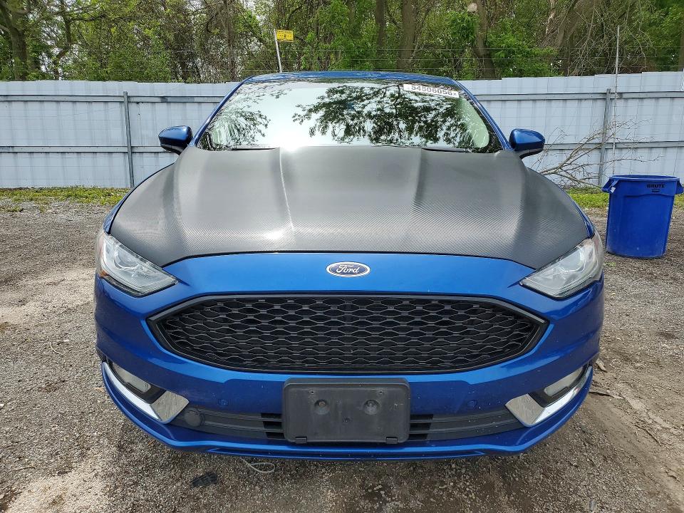 54506056 :رقم المزاد ، 3FA6P0H90JR130215 vin ، 2018 Ford Fusion مزاد بيع