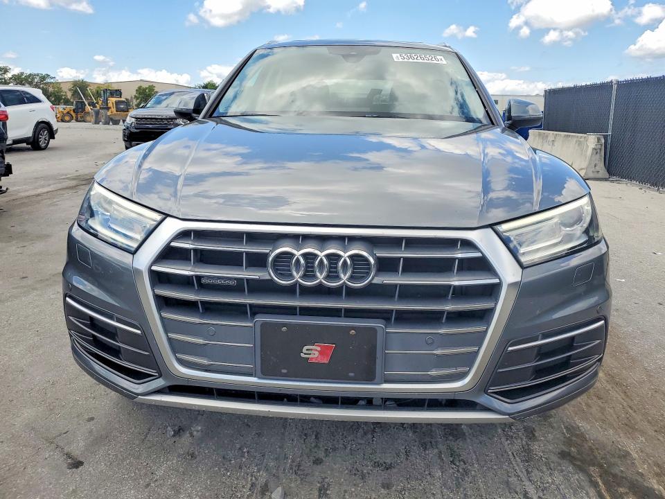 53626526 :رقم المزاد ، WA1ANAFY9J2012933 vin ، 2018 Audi Q5 مزاد بيع