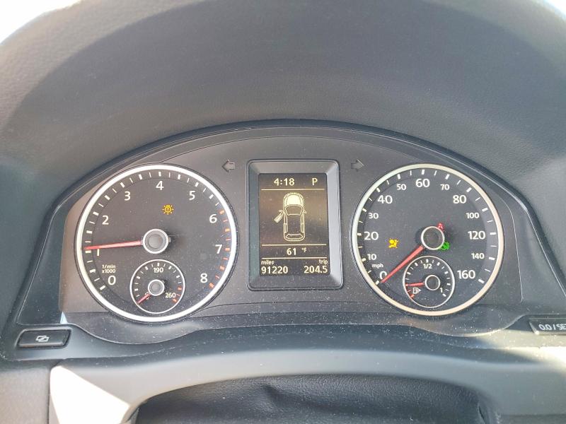 53462626 :رقم المزاد ، WVGBV7AXXBW562143 vin ، 2011 Volkswagen Tiguan مزاد بيع