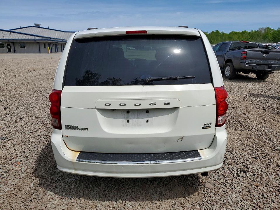54530126 :رقم المزاد ، 2C4RDGCG3FR541782 vin ، 2015 Dodge Grand Caravan مزاد بيع