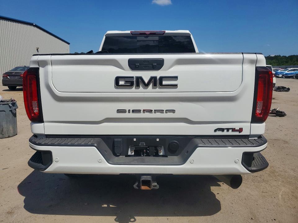 51682556 :رقم المزاد ، 1GT49PEY3NF202060 vin ، 2022 Gmc Sierra مزاد بيع