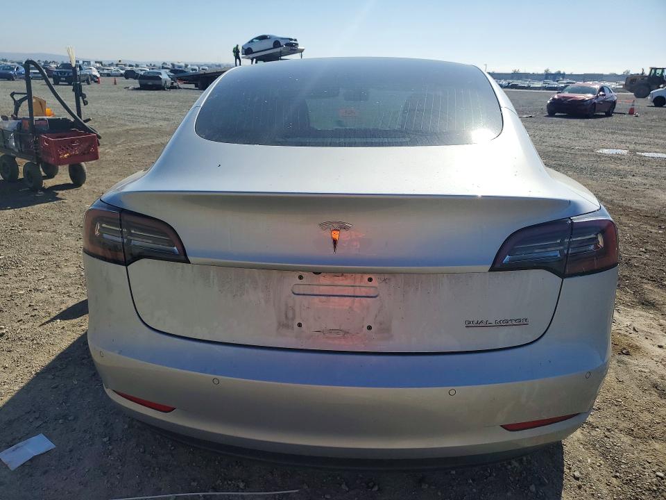 Продаж на аукціоні авто 2018 Tesla Model 3, vin: 5YJ3E1EB2JF116947, номер лоту: 53280906