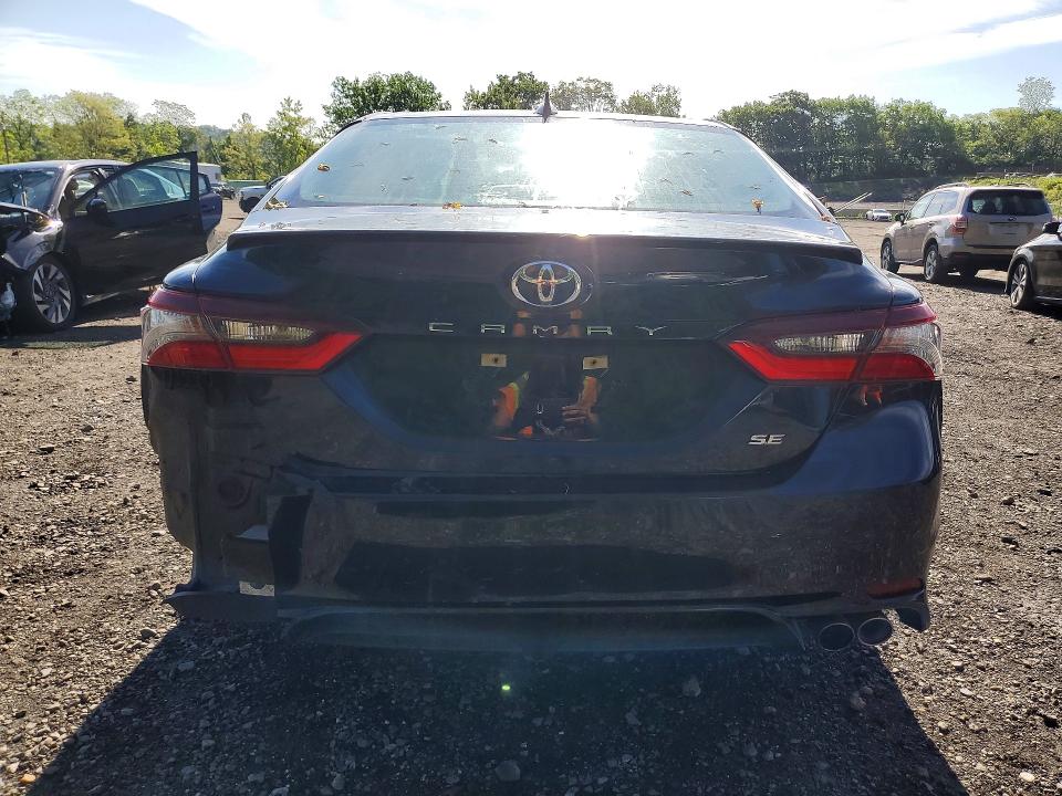 Продаж на аукціоні авто 2021 Toyota Camry, vin: 4T1G11AK3MU601382, номер лоту: 54819226