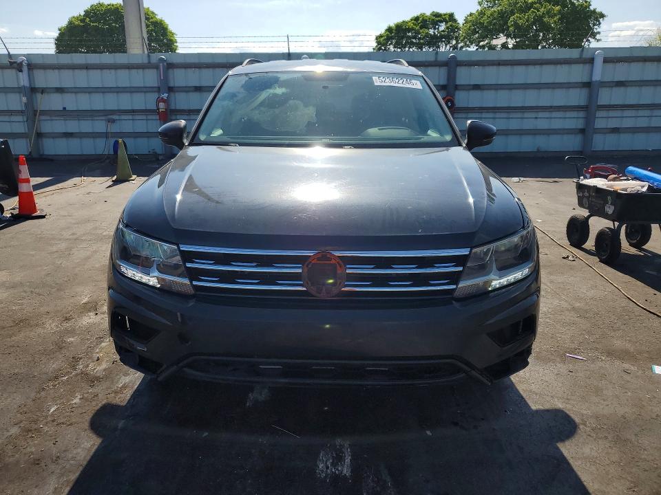 52362246 :رقم المزاد ، 3VV1B7AX2LM116063 vin ، 2020 Volkswagen Tiguan مزاد بيع