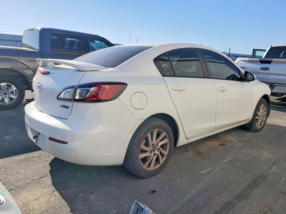 53658136 :رقم المزاد ، JM1BL1V77D1747526 vin ، 2013 Mazda 3 مزاد بيع