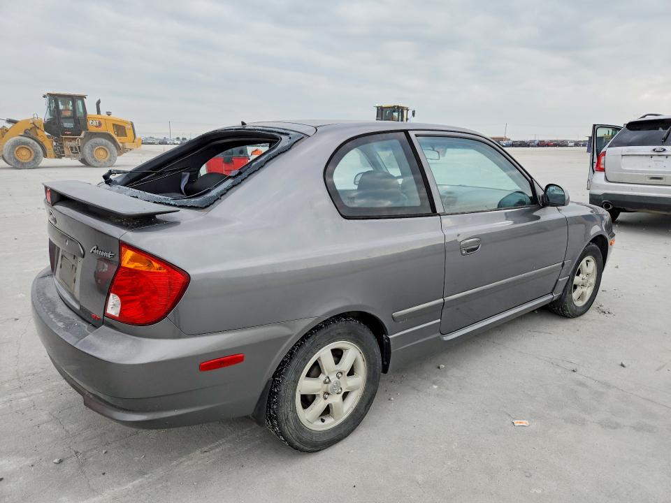 52844316 :رقم المزاد ، KMHCG35C75U322188 vin ، 2005 Hyundai Accent مزاد بيع