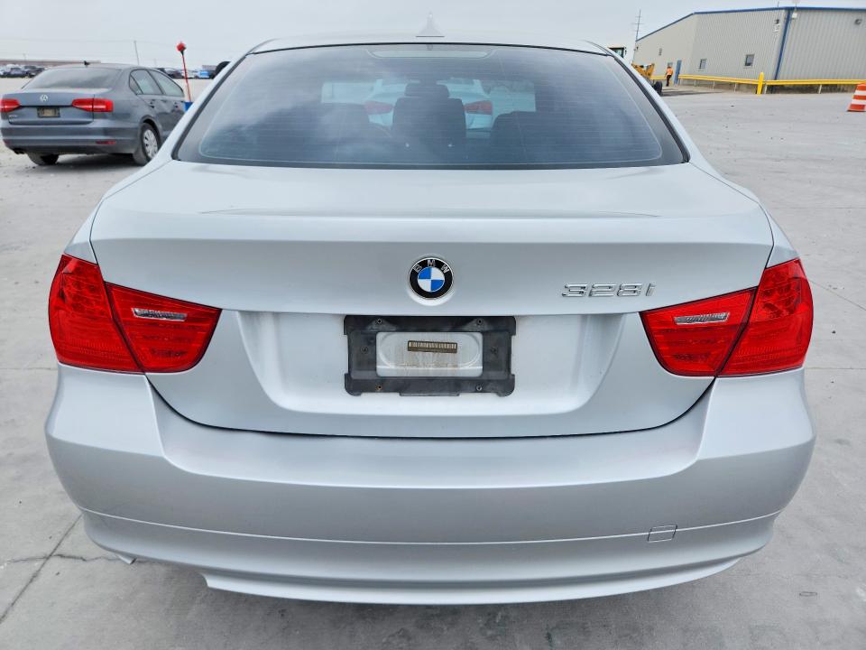 Продажа на аукционе авто 2011 Bmw 328, vin: WBAPH7G58BNM55246, номер лота: 54075826