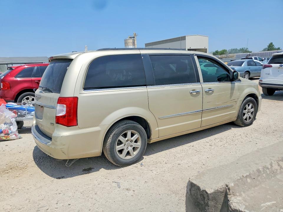 53932036 :رقم المزاد ، 2A4RR5DG3BR702981 vin ، 2011 Chrysler Town & Country Limit مزاد بيع