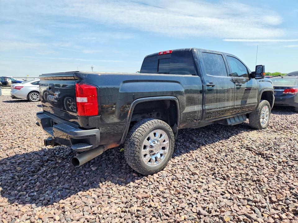 52418206 :رقم المزاد ، 1GT12UEY9JF154810 vin ، 2018 Gmc Sierra مزاد بيع