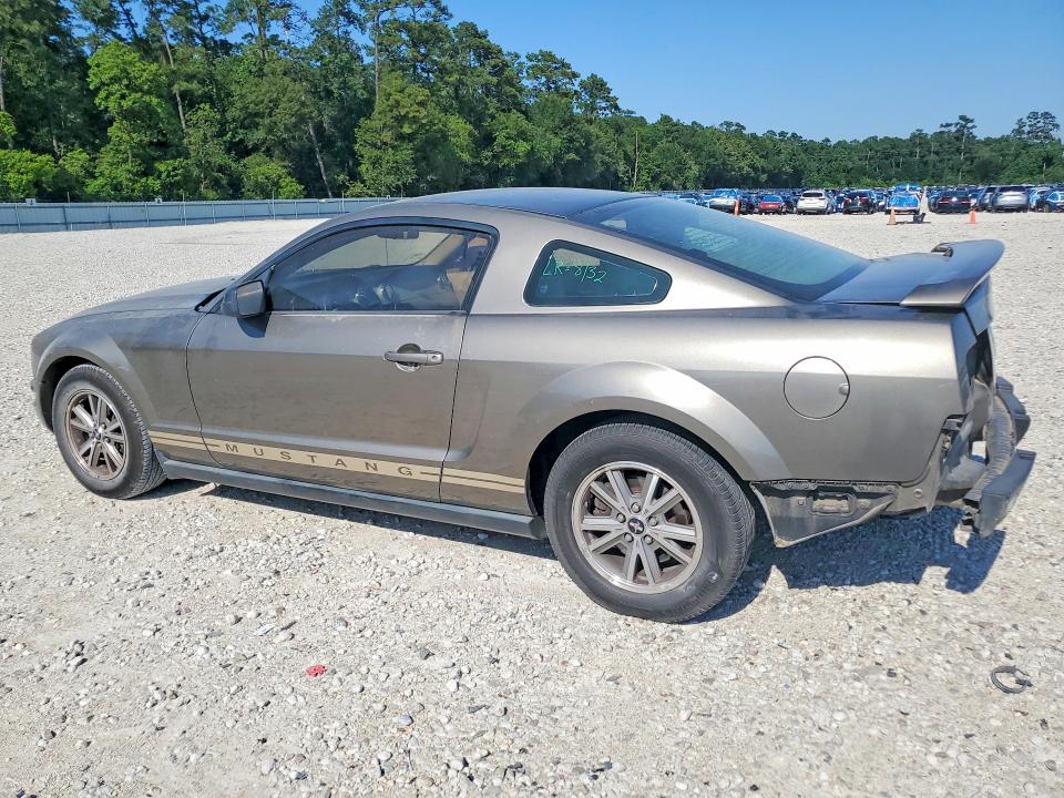 2005 Ford Mustang მანქანა იყიდება აუქციონზე, vin: 1ZVHT80N855253482, აუქციონის ნომერი: 53523496