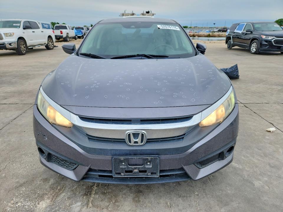 Aukcja sprzedaży 2016 Honda Civic, vin: 2HGFC2F67GH532961, numer aukcji: 52076176