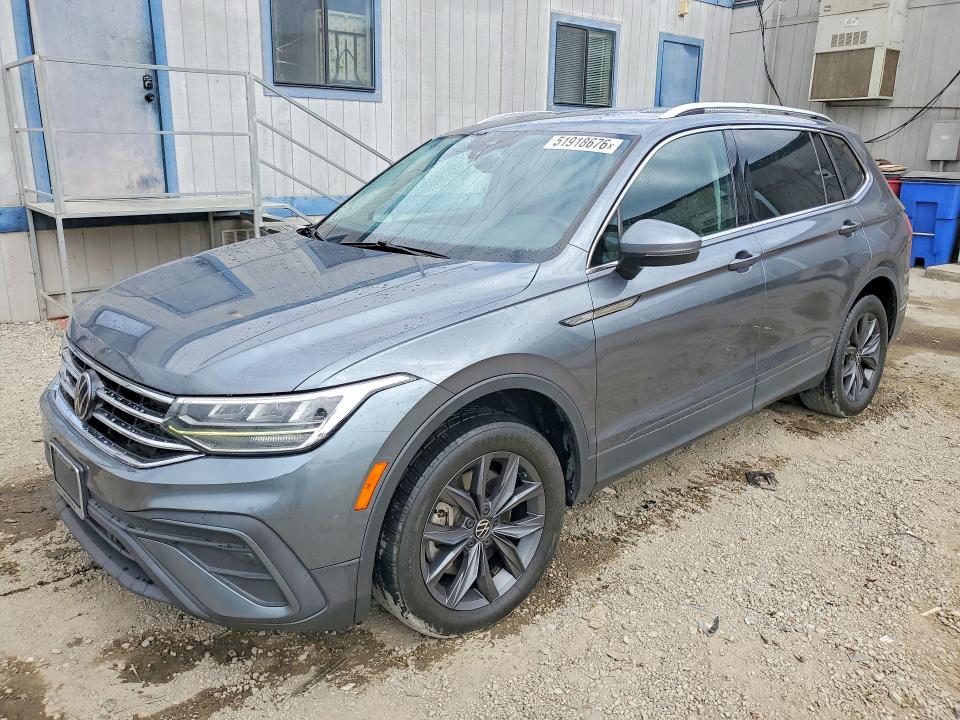 2022 Volkswagen Tiguan მანქანა იყიდება აუქციონზე, vin: 3VV3B7AX1NM100402, აუქციონის ნომერი: 51918676