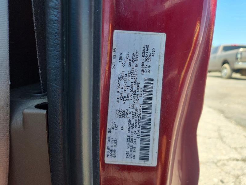 1999 Toyota Tacoma მანქანა იყიდება აუქციონზე, vin: 4TANL42N3XZ423878, აუქციონის ნომერი: 52416556