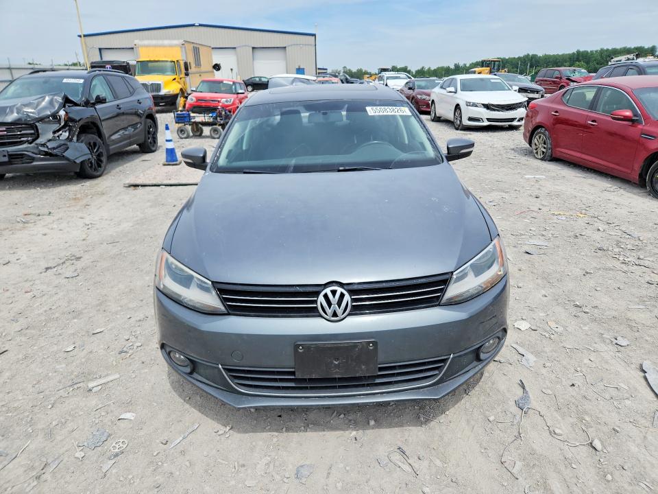 55083826 :رقم المزاد ، 3VWLL7AJ8EM440392 vin ، 2014 Volkswagen Jetta مزاد بيع