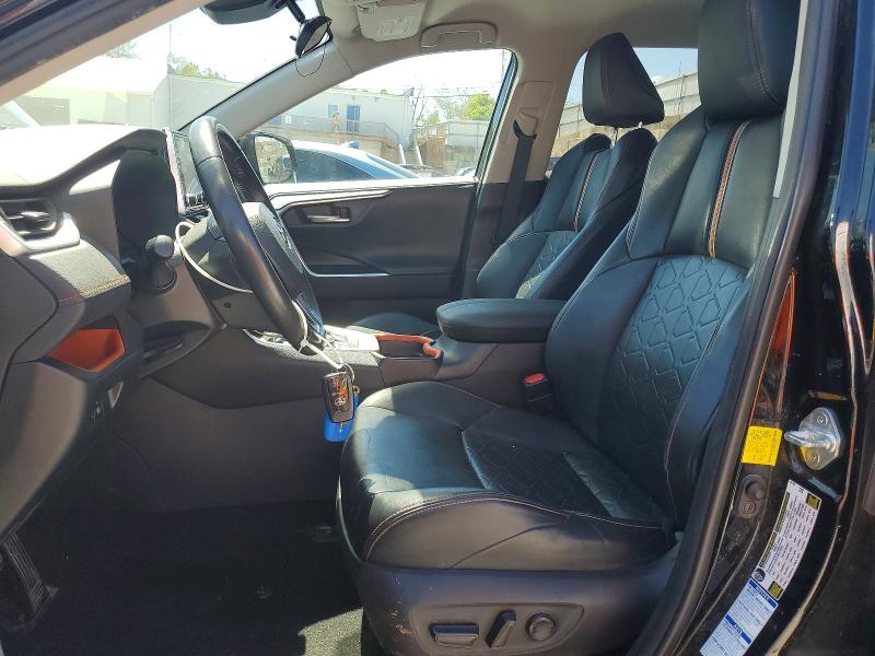 52271526 :رقم المزاد ، 2T3J1RFV6MW166677 vin ، 2021 Toyota Rav4 مزاد بيع