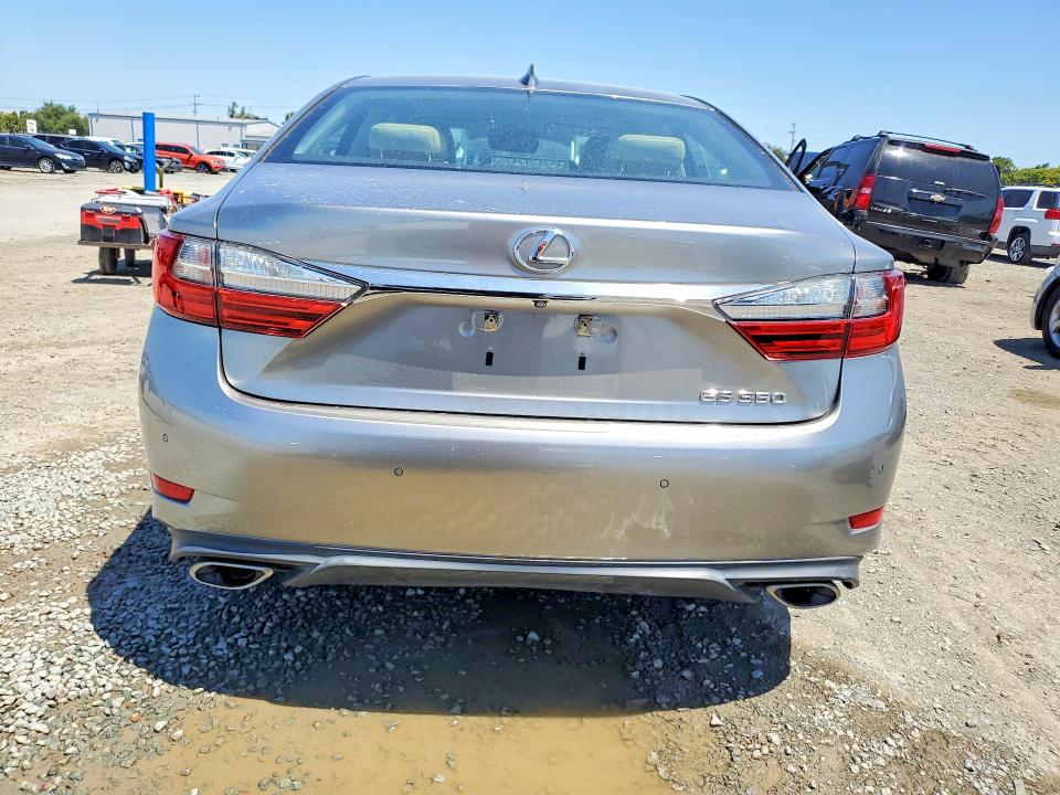 52733366 :رقم المزاد ، 58ABK1GG8HU059625 vin ، 2017 Lexus Es مزاد بيع