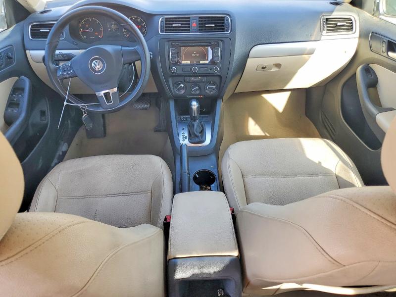 2011 Volkswagen Jetta მანქანა იყიდება აუქციონზე, vin: 3VWLL7AJ3BM122661, აუქციონის ნომერი: 52402856