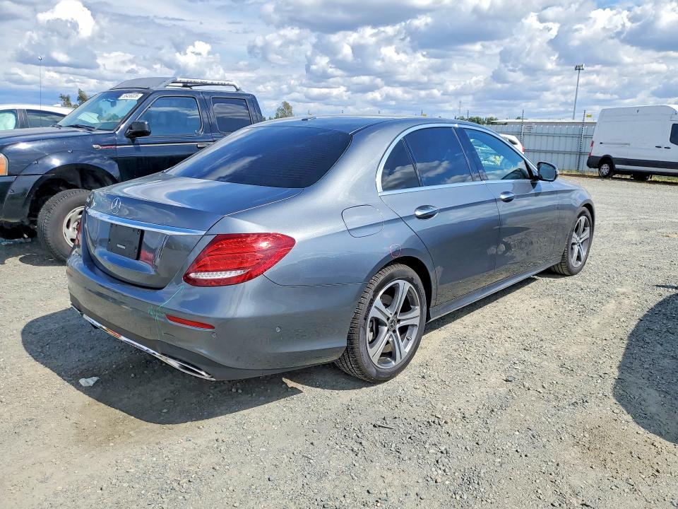 Продаж на аукціоні авто 2020 Mercedes-benz E, vin: WDDZF8DB1LA716152, номер лоту: 55213226