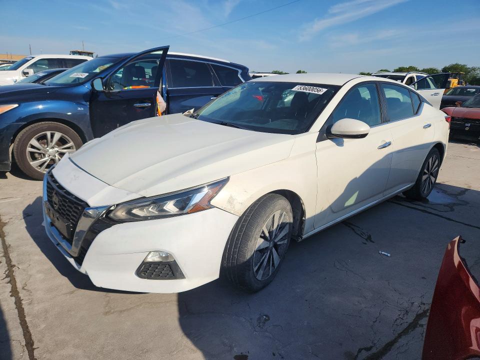53600056 :رقم المزاد ، 1N4BL4DV4NN373491 vin ، 2022 Nissan Altima مزاد بيع