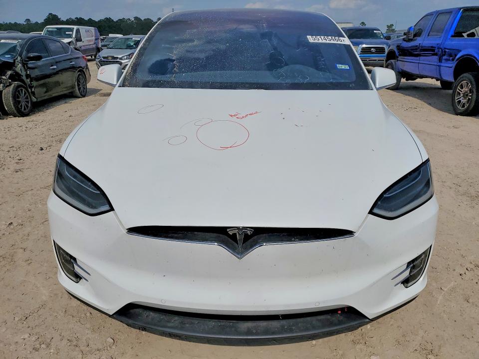 55145466 :رقم المزاد ، 5YJXCBE23HF045684 vin ، 2017 Tesla Model X مزاد بيع