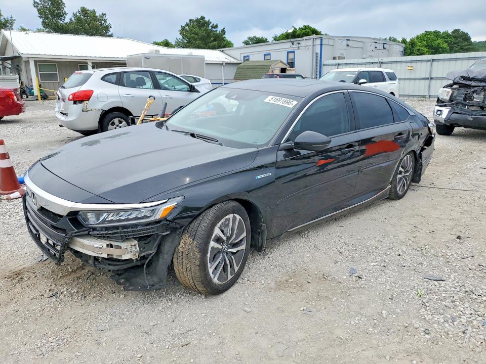 51691896 :رقم المزاد ، 1HGCV3F56JA000150 vin ، 2018 Honda Accord مزاد بيع