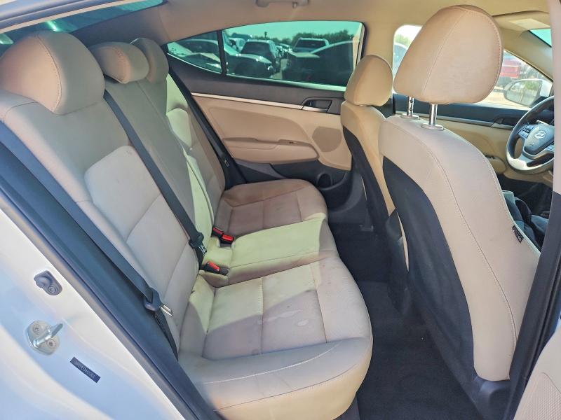 53122556 :رقم المزاد ، 5NPD74LF8JH212850 vin ، 2018 Hyundai Elantra مزاد بيع