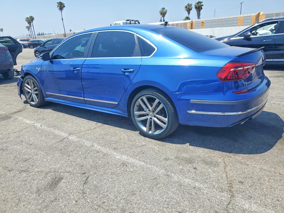 53948426 :رقم المزاد ، 1VWDT7A31HC049547 vin ، 2017 Volkswagen Passat مزاد بيع