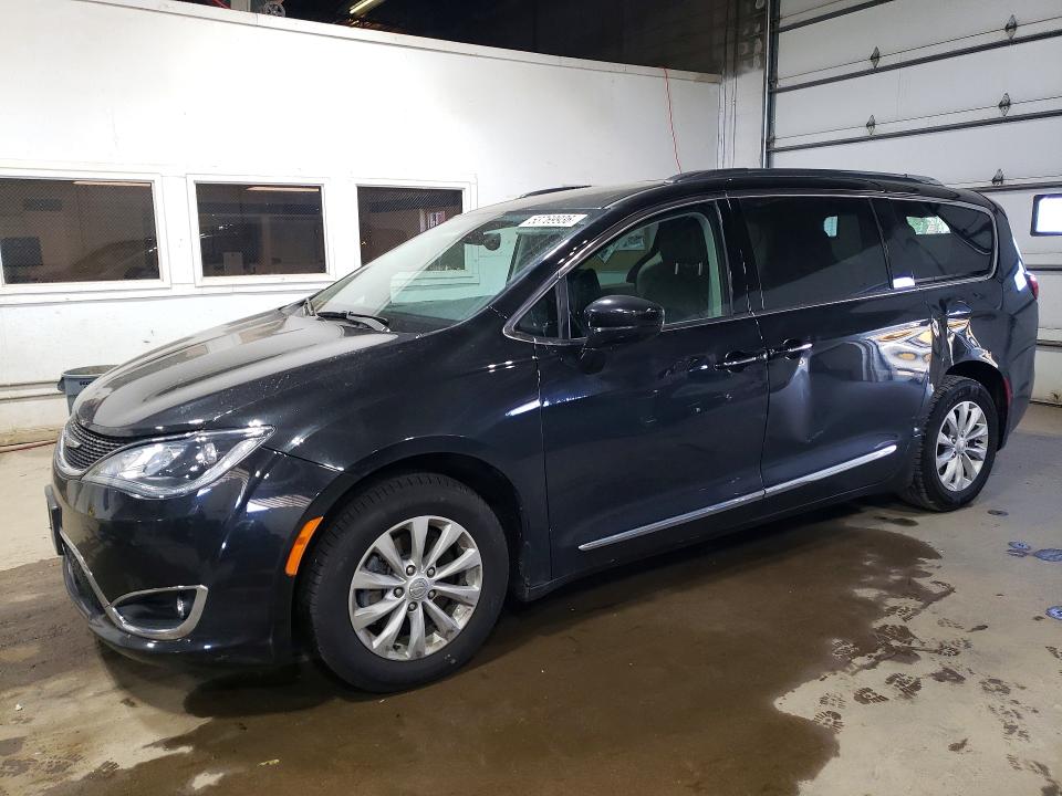 Продаж на аукціоні авто 2019 Chrysler Pacifica, vin: 2C4RC1BGXKR550247, номер лоту: 53769936