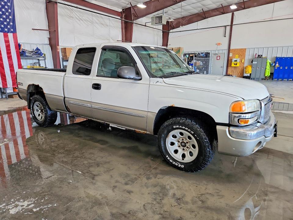 Продажа на аукционе авто 2003 Gmc New Sierra, vin: 2GTEK19T831236522, номер лота: 53361056