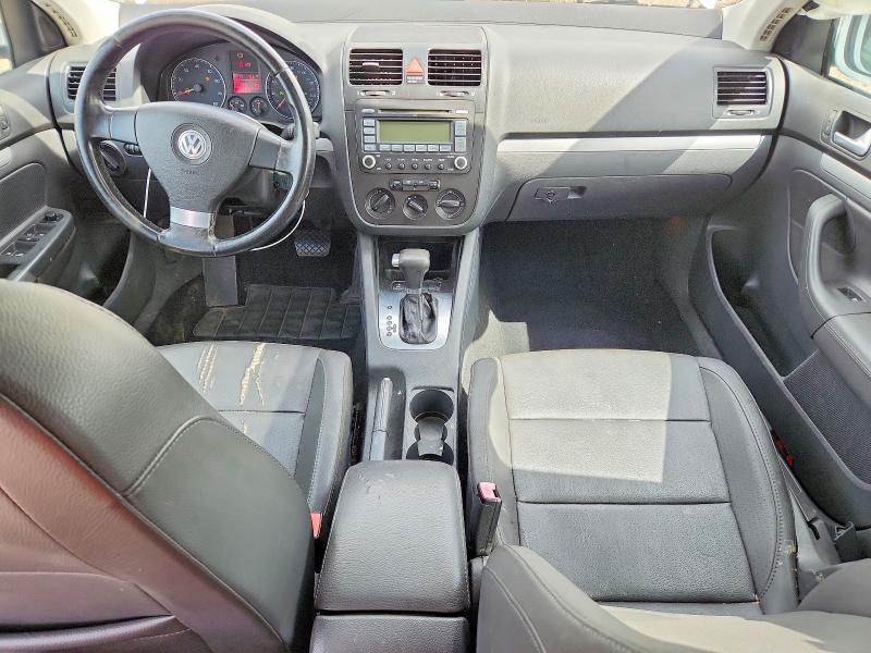 2008 Volkswagen Jetta მანქანა იყიდება აუქციონზე, vin: 3VWRM71K58M035207, აუქციონის ნომერი: 54057956