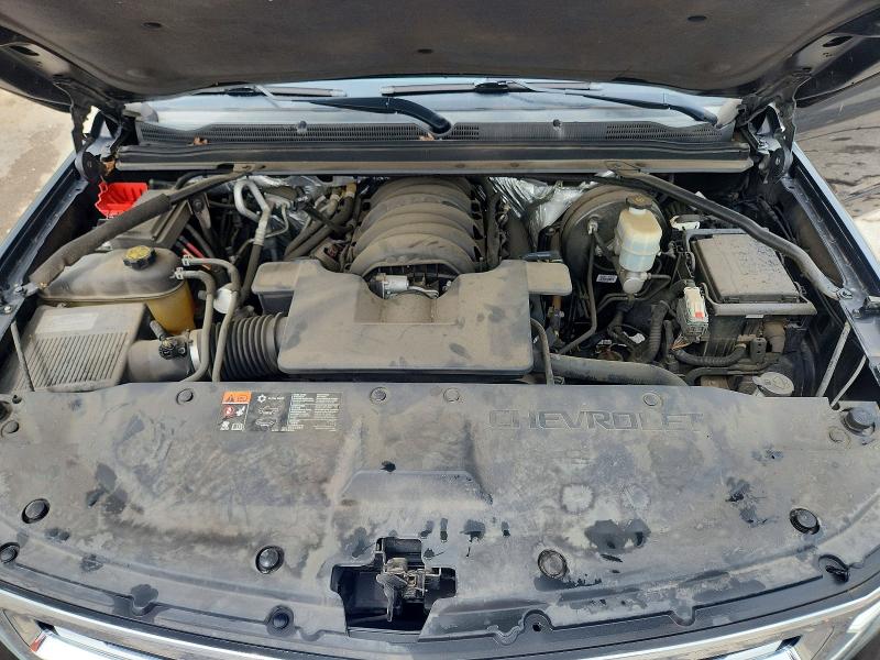 Продаж на аукціоні авто 2015 Chevrolet Suburban, vin: 1GNSKKKC8FR147653, номер лоту: 55032026