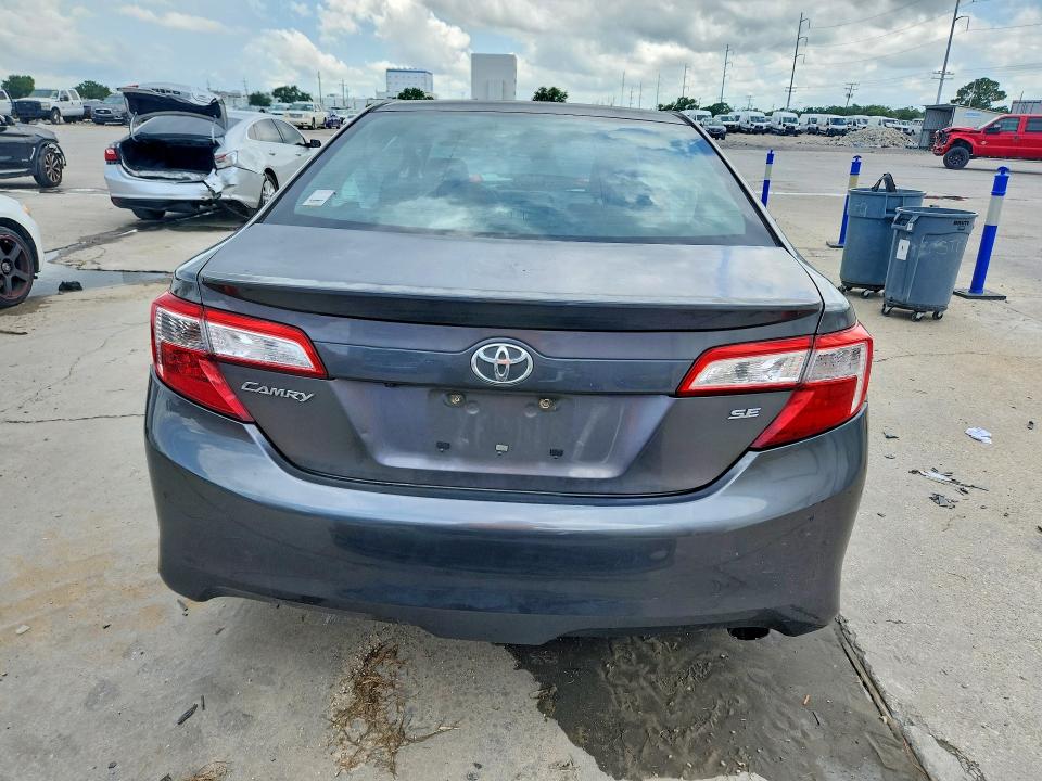 2014 Toyota Camry მანქანა იყიდება აუქციონზე, vin: 4T1BF1FK1EU363943, აუქციონის ნომერი: 54625356