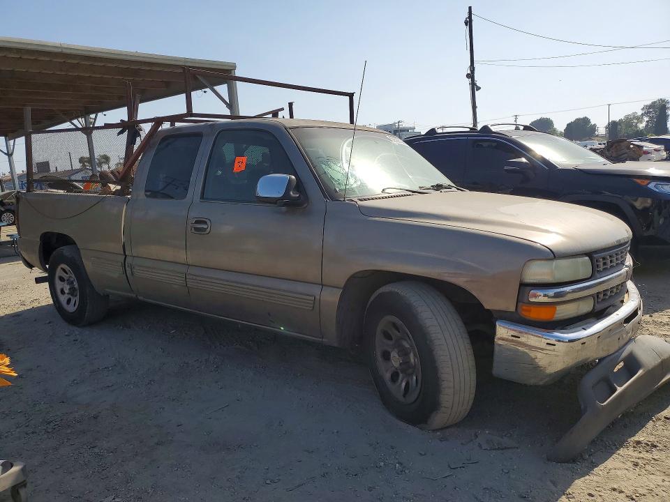 2000 Chevrolet Silverado მანქანა იყიდება აუქციონზე, vin: 2GCEC19V6Y1338231, აუქციონის ნომერი: 52502196