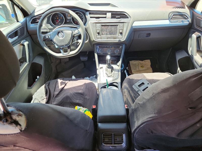 53297016 :رقم المزاد ، 3VV1B7AX7JM027084 vin ، 2018 Volkswagen Tiguan مزاد بيع