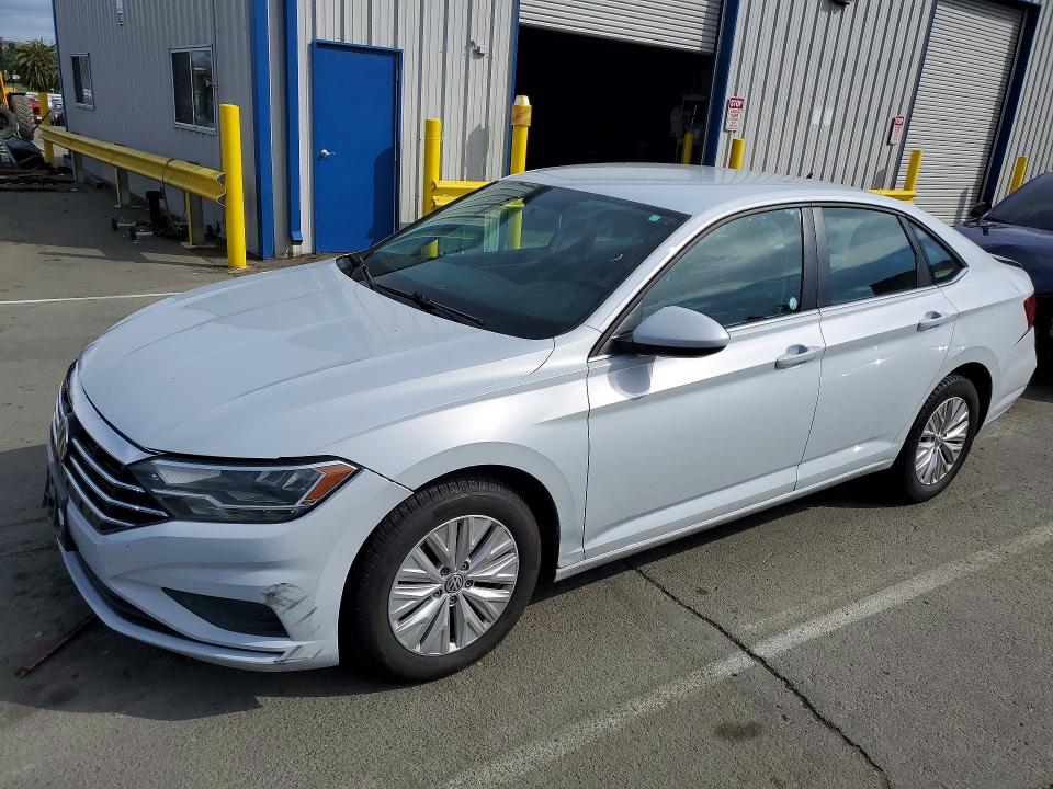 Продаж на аукціоні авто 2019 Volkswagen Jetta, vin: 3VWC57BU6KM141238, номер лоту: 55056096