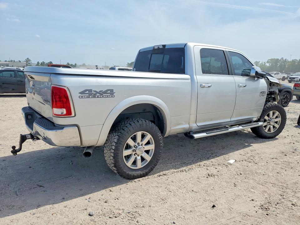 52910886 :رقم المزاد ، 3C6UR5GL3HG610378 vin ، 2017 Ram 2500 مزاد بيع